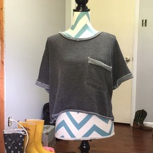 A short sleeve shirt